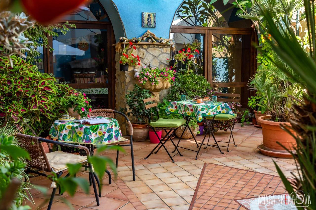 La Finestra Sul Cortile B&B Sciacca Exterior photo
