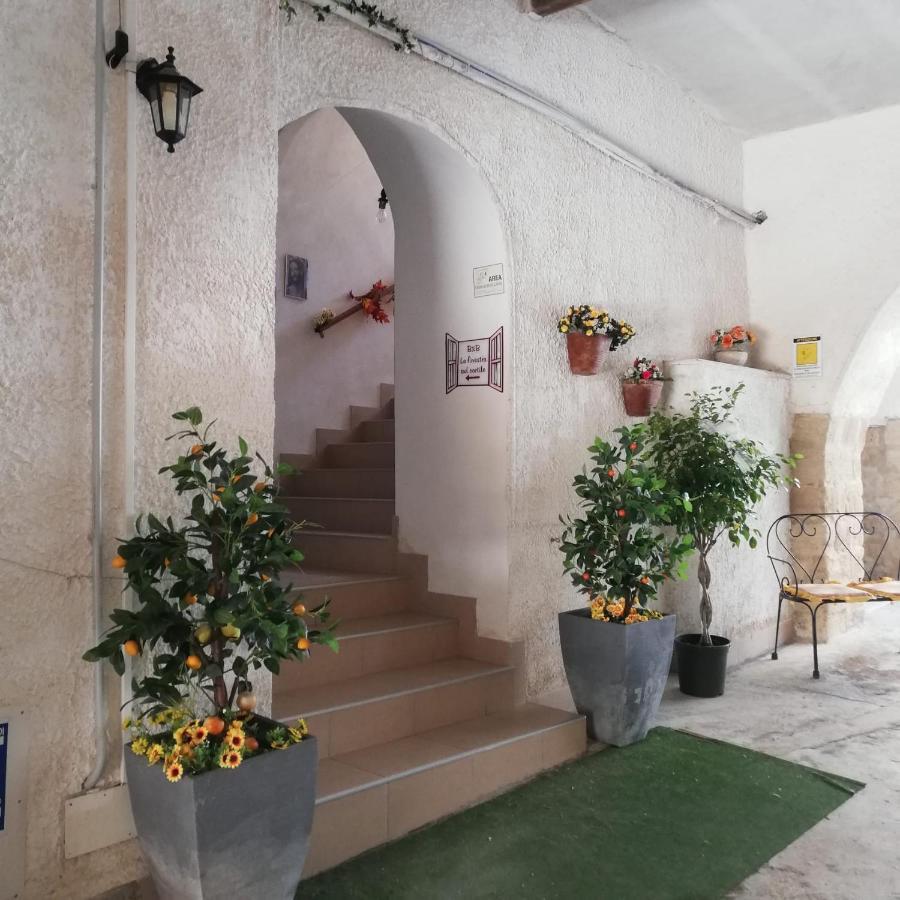La Finestra Sul Cortile B&B Sciacca Exterior photo