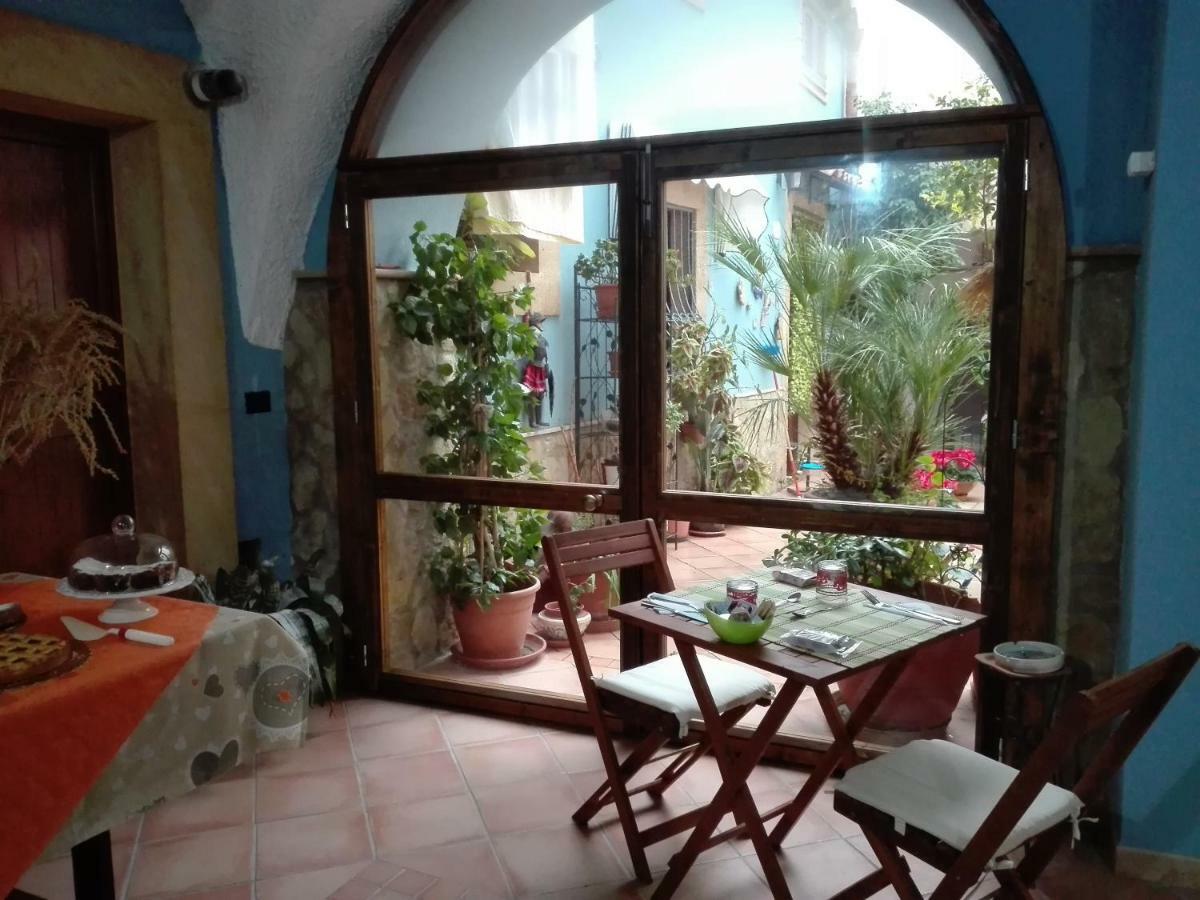 La Finestra Sul Cortile B&B Sciacca Exterior photo